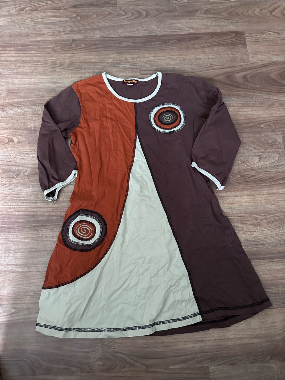 Colorblock Spiral Applique Long-Sleeve Dress - Brown/Orange/Cream
